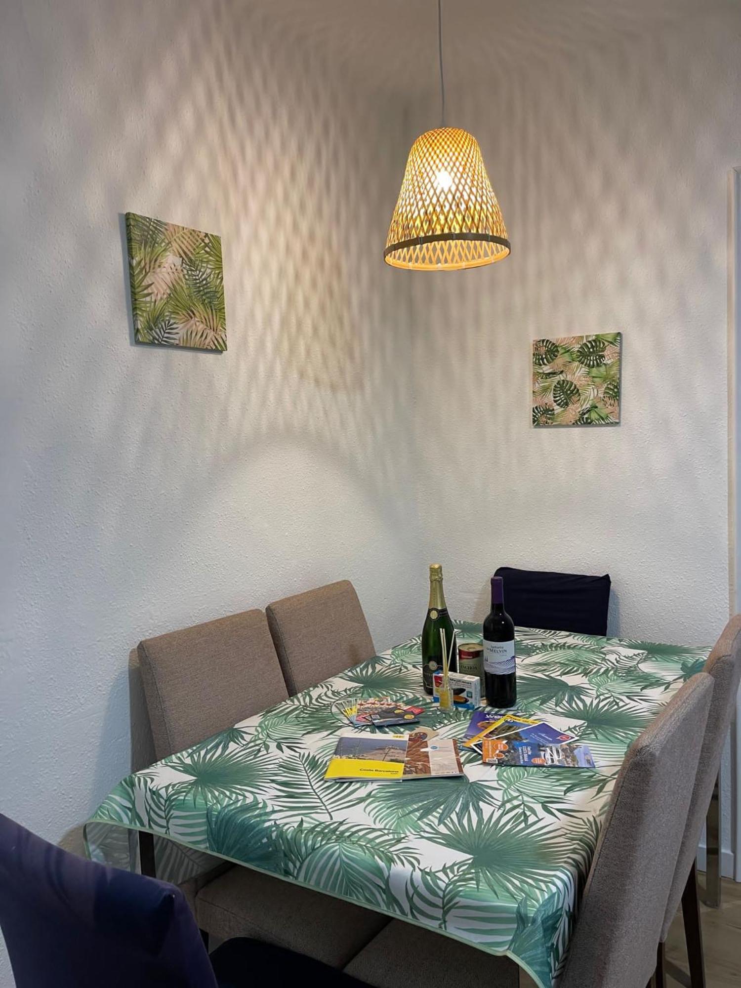 פינדה דה מר Apartamento En La Costa Del Maresme מראה חיצוני תמונה